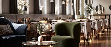 Daily buffet breakfast (DKK 245 per person)