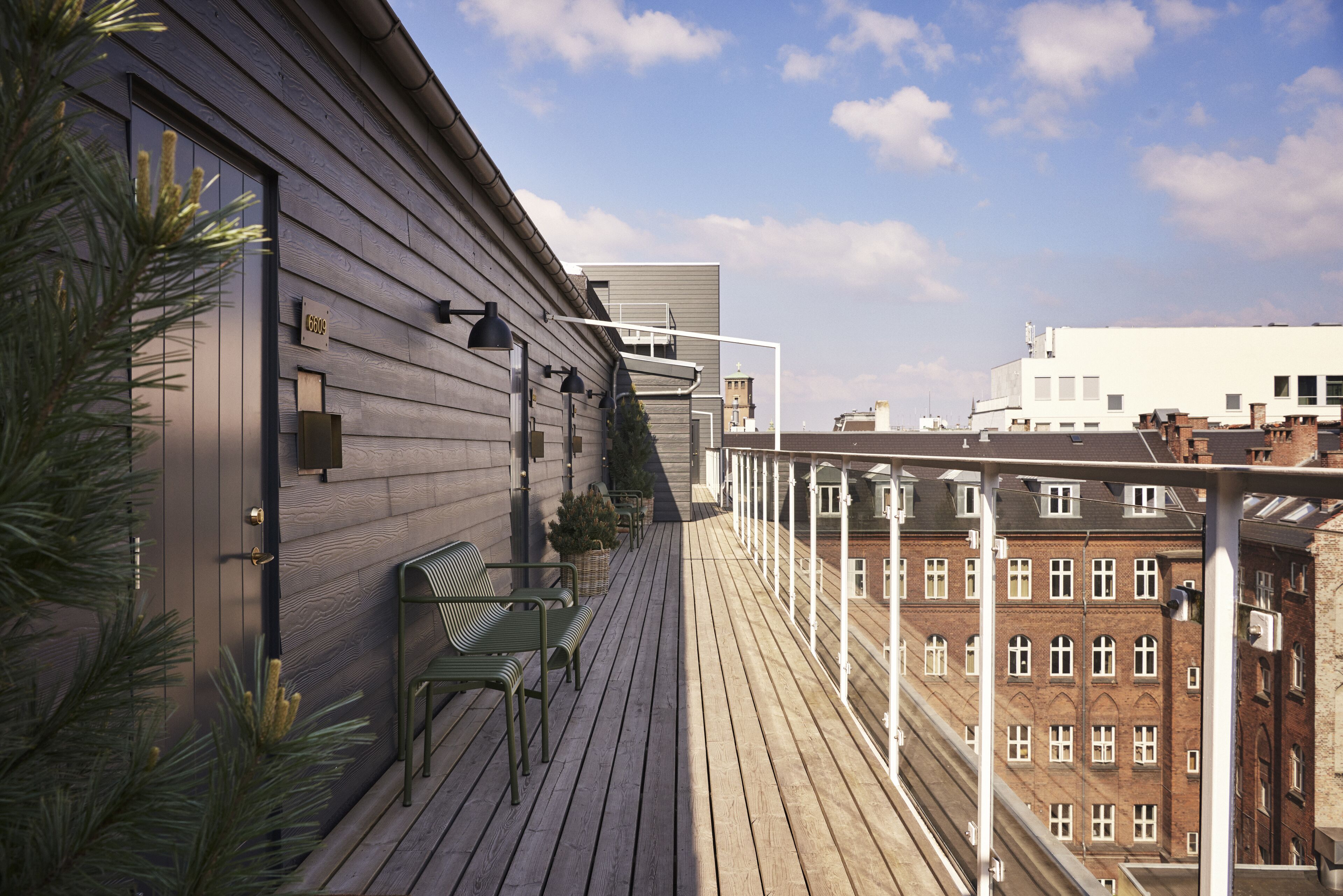 Allergitestade sängkläder, duntäcken, bäddmadrasser och minibar