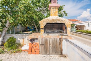 BBQ/picnic area - Apartments Delic - Pejic (Vir)