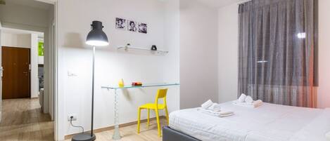 3 slaapkamers, een strijkplank/strijkijzer, wifi