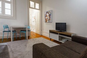TV