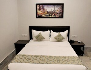 Chambre Deluxe, balcon | Literie de qualité, couette en duvet, bureau