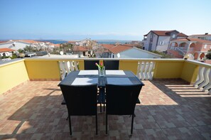 Apartment A1 | Terrace/patio - Apartment Boticki (Vir)