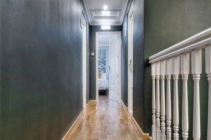 Interior detail - Pura Vida Pirineos (Jaca)