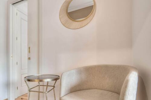 Family Room, 2 Bedrooms, 2 Bathrooms