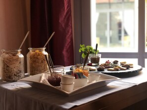 Desayuno buffet incluido todos los días