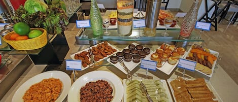 Buffet déjeuner (500 INR par personne)