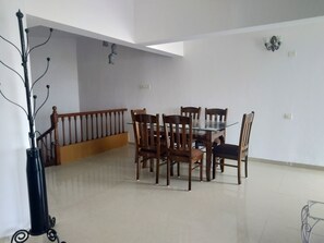 Salle à déjeuner
