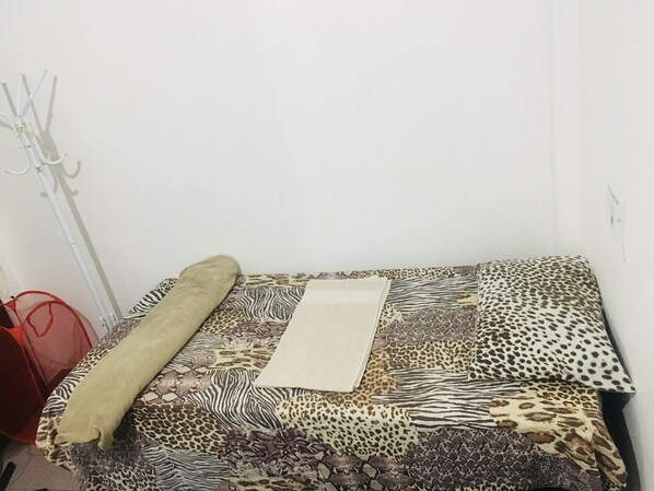 1 bedroom, iron/ironing board, WiFi