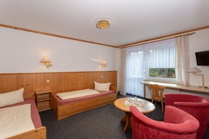 Télévision à écran plat de 32 pouces avec chaînes par câble, télévision