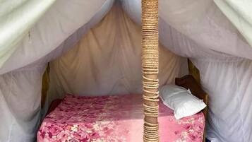 Tienda de campaña Confort | Decoración personalizada y muebles diferentes