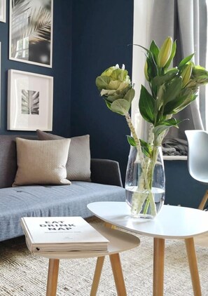 Living room - Charming Oxford Apartments (Oxford)