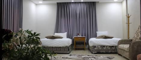 Iron/ironing board, free WiFi