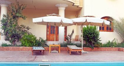 Hermina Guest House