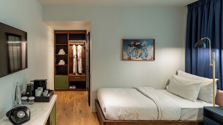 Gatsby Athens - Image 64