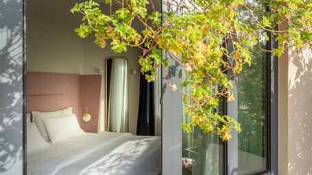 Gatsby Athens - Image 56