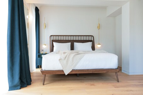 Gatsby Athens - Image 78