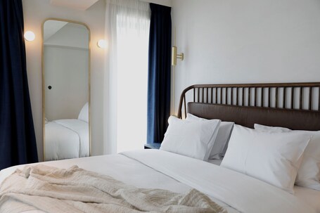 Gatsby Athens - Image 61