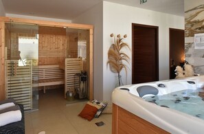 Sauna, Whirlpool, Massageanwendungen