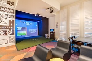 9 bedrooms, individually decorated, individually furnished