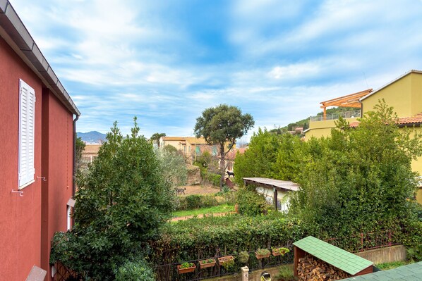 View from property - Appartamenti La Baia Lido (Portoferraio)