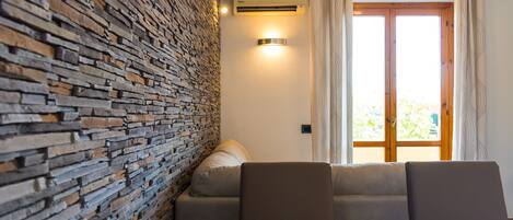 Apartment, 2 Bedrooms | Living area