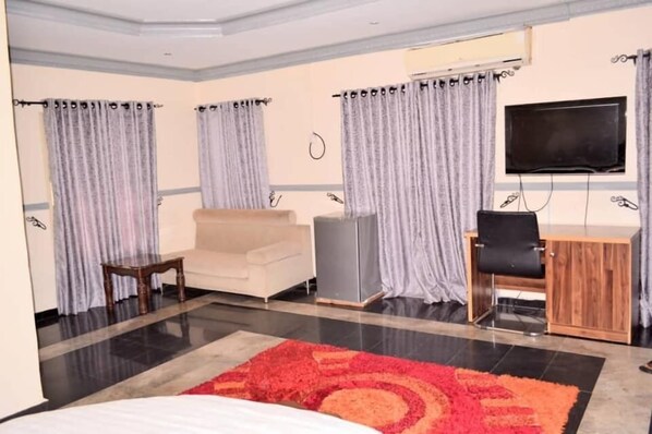 標準客房, 1 間臥室, 非吸煙房, 城市景觀 | 電視