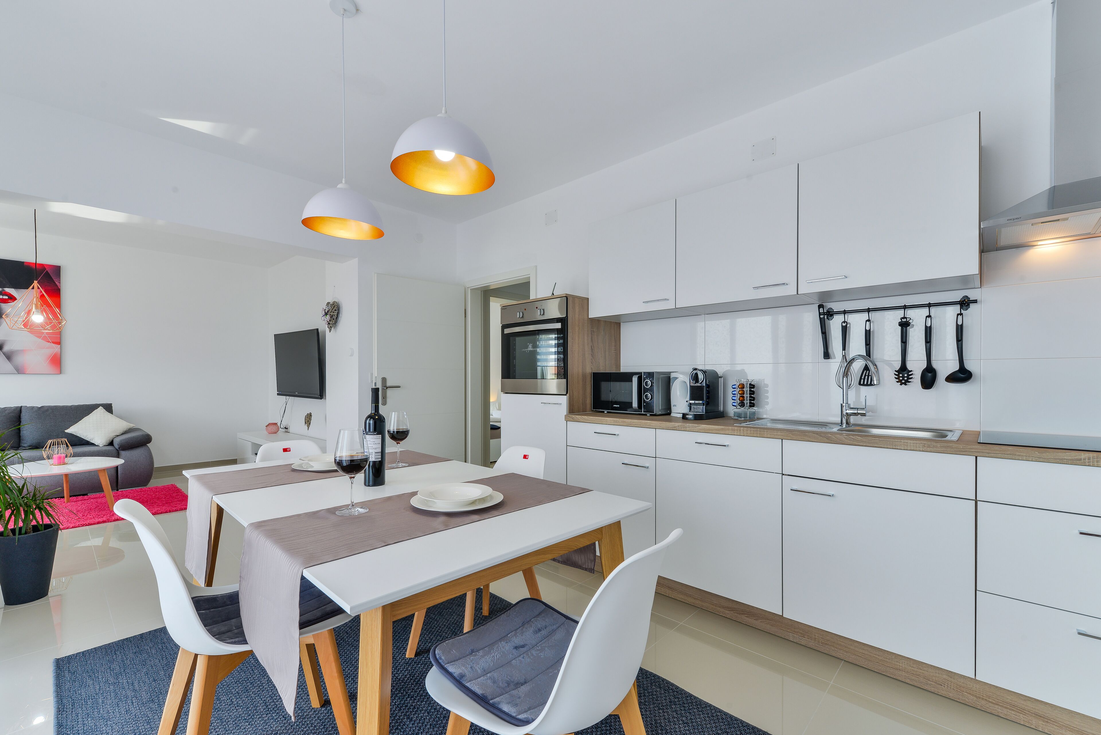 Appartement, 1 slaapkamer, uitzicht op zee (A2) | Privékitchenette | Een koelkast, een microgolfoven, een oven, een kookplaat