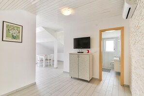 Interior detail - Apartments Liovic (Vir)
