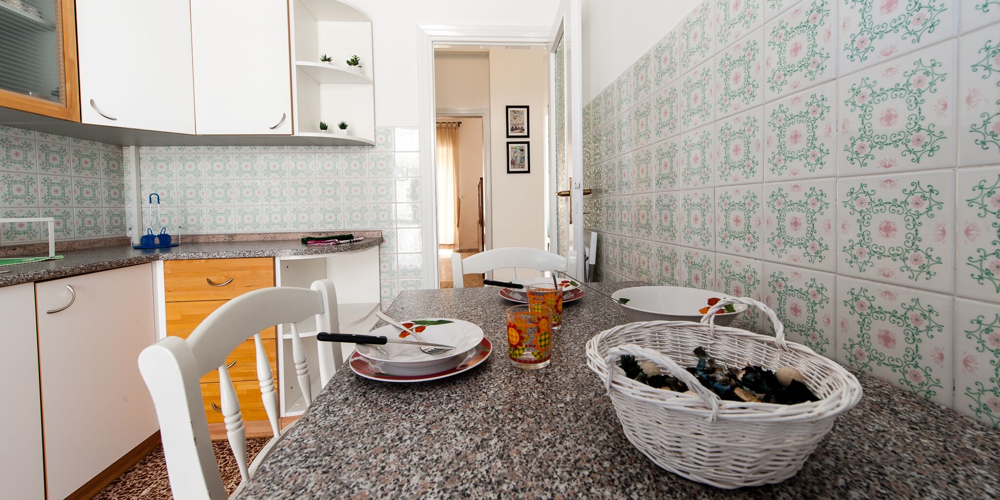 Apartment, 2 Bedrooms | Private kitchen | Fridge, microwave, oven, stovetop