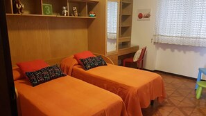 Apartment, 2 Schlafzimmer | 2 Schlafzimmer, hochwertige Bettwaren, kostenloses WLAN, Bettwäsche