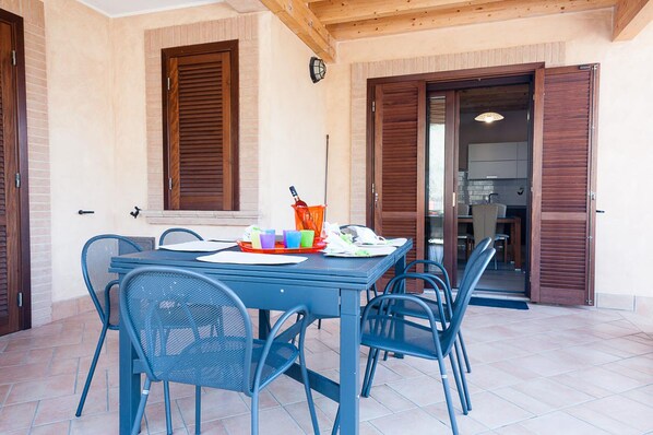 Huoneisto, 3 makuuhuonetta | Terassi/patio