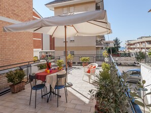 Appartement, 3 chambres | Terrasse/Patio