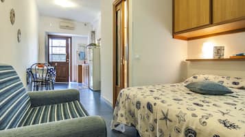 Studio | Premium bedding, free WiFi, bed sheets