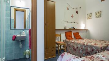 Studio | Premium bedding, free WiFi, bed sheets