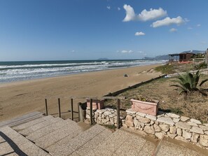 Private beach nearby, white sand, sun-loungers, beach umbrellas - Casa Vacanza Nikita (Sperlonga)