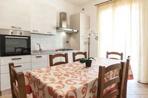 公寓, 3 间卧室 | 客房内用餐