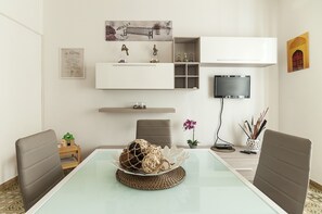 Apartment, 2 Bedrooms | Living room | Flat-screen TV - Casa Vacanza Scilla (Sperlonga)