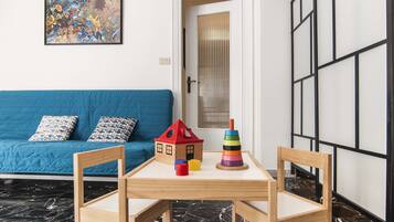 Apartment, 2 Schlafzimmer | Wohnbereich