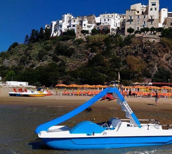 Private beach nearby, white sand, sun loungers, beach umbrellas - Casa Vacanza Cariddi Loft (Sperlonga)