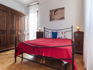 Apartamento, 4 habitaciones | 5 dormitorios, ropa de cama de alta calidad, escritorio y wifi gratis