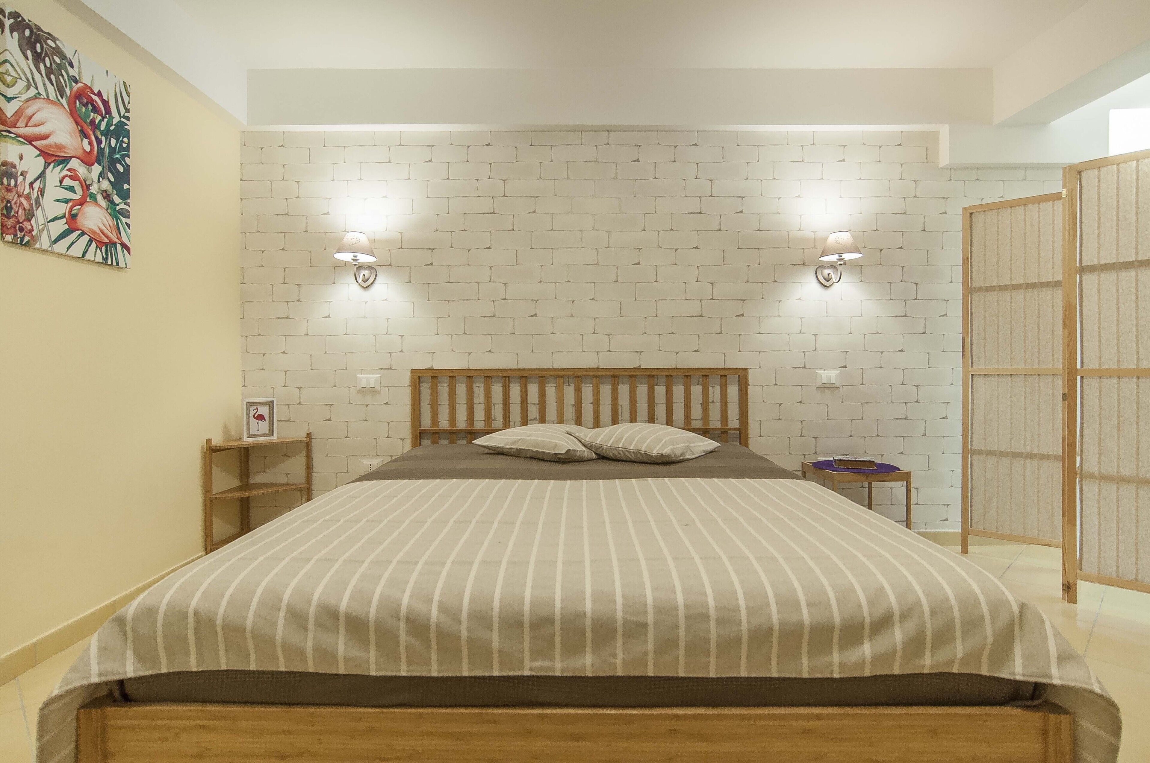 Studio | Premium bedding, free WiFi, bed sheets
