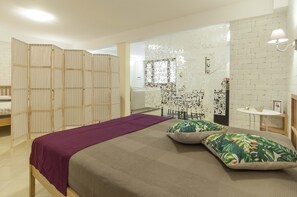 Studio | Hochwertige Bettwaren, kostenloses WLAN, Bettwäsche