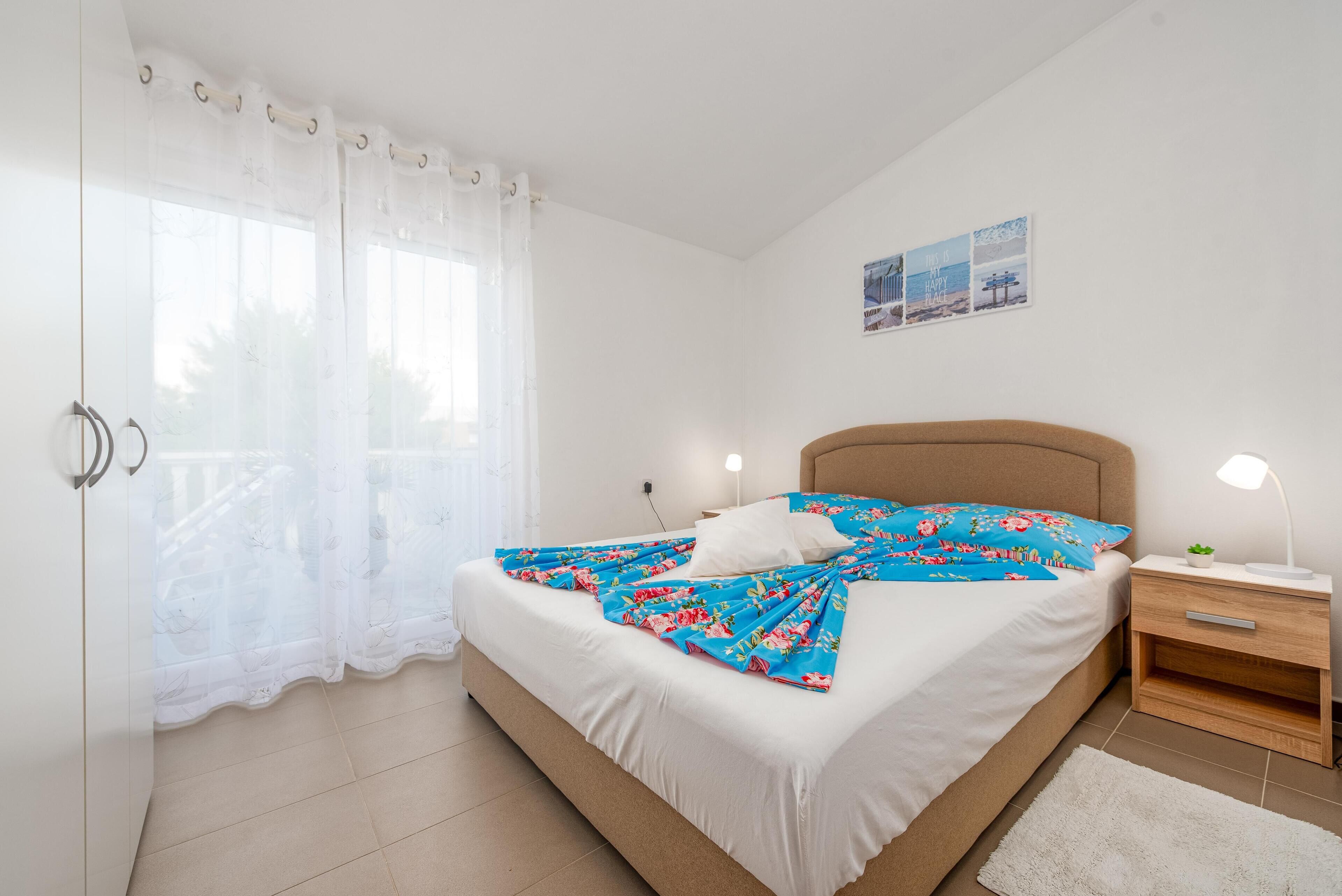 Appartement, 2 slaapkamers (A2) | Een bureau, gratis wifi, beddengoed