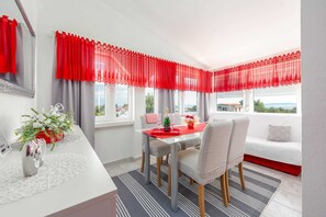 Apartment, 1 Bedroom (A1) | In-room dining - Apartments Trk (Vir)