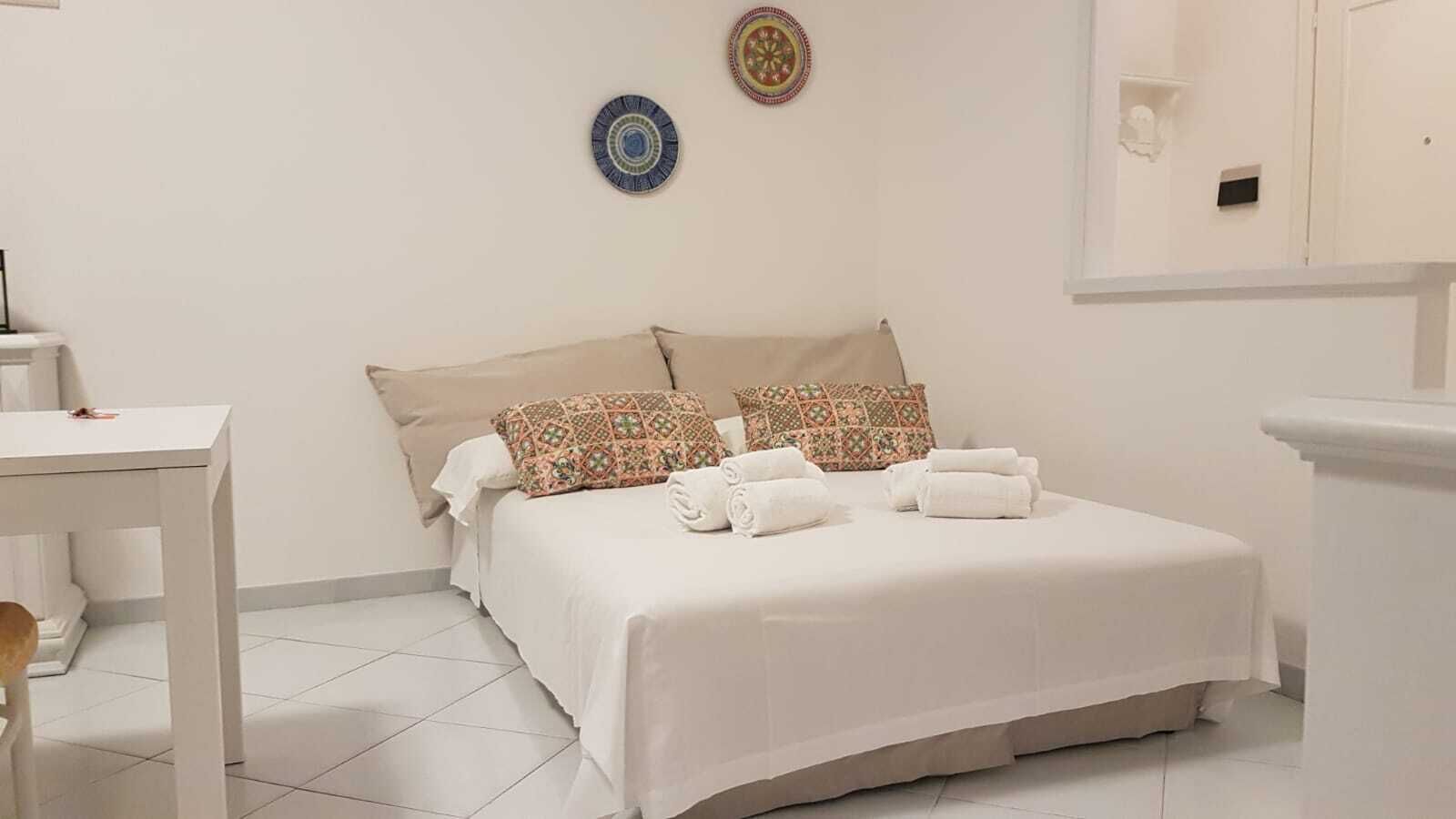 Apartment, 2 Bedrooms | 2 bedrooms, premium bedding, iron/ironing board, free WiFi