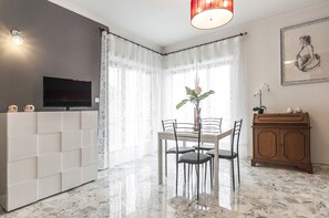 Apartment, 3 Bedrooms | Living area