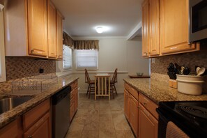 Fridge, microwave, oven, stovetop -  2 Bedroom Ranch house , Southend, pet friendly home with fenced in yard!! (Charlotte)