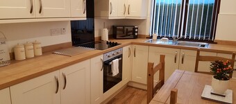 Strawberrybank, Longforgan, Near Dundee. Great base for exploring Scotland