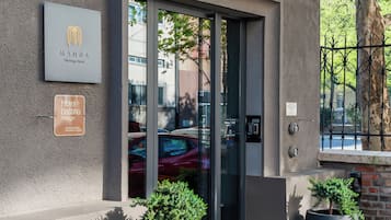 Overnatningsstedets indgangsparti